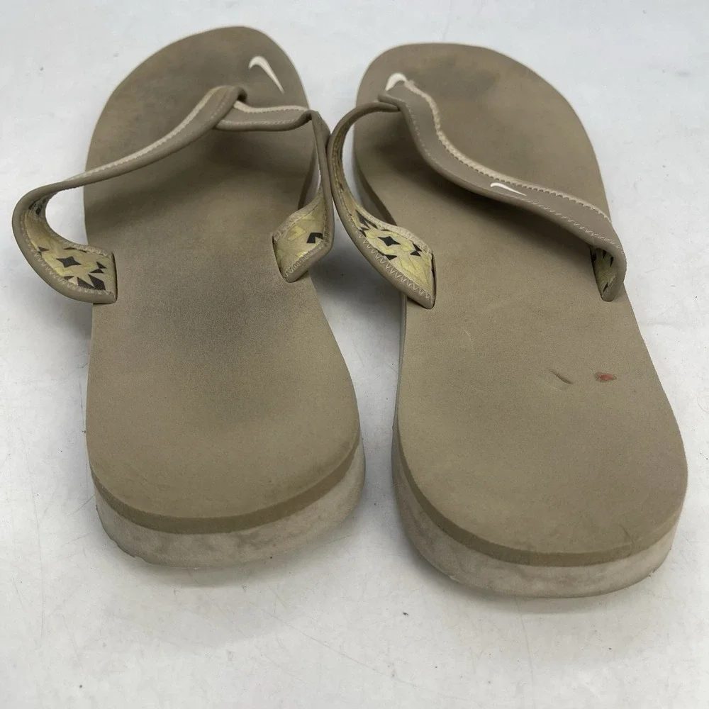 Nike Celso Flip Flops Sandals Womens 10 Tan Beige 314870-202 Slide Slip On
